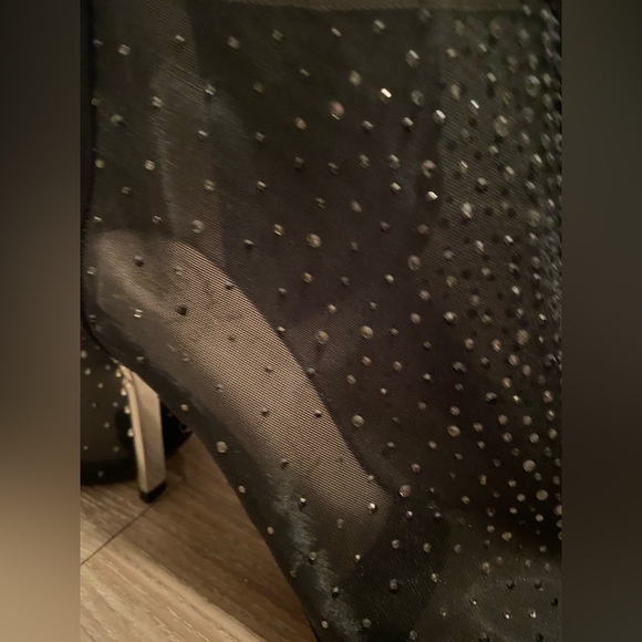 Le Chateau Glimmer Peep Toe Healed Booties Size 11 - Picture 3 of 7